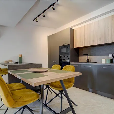 Appartement Seaside St'julians With Private Balconies By 360 Estates