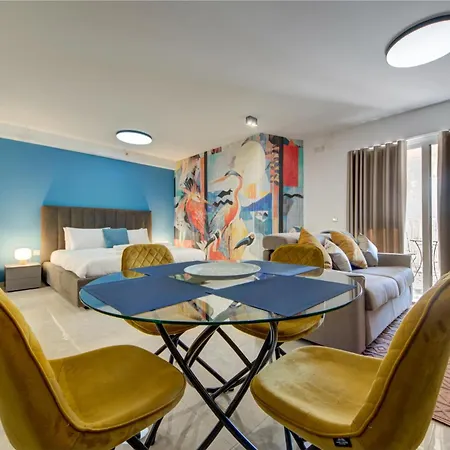 Seaside St'julians With Private Balconies By 360 Estates * Сент Джулианс