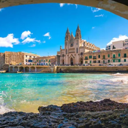 Seaside St'julians With Private Balconies By 360 Estates * San Ġiljan