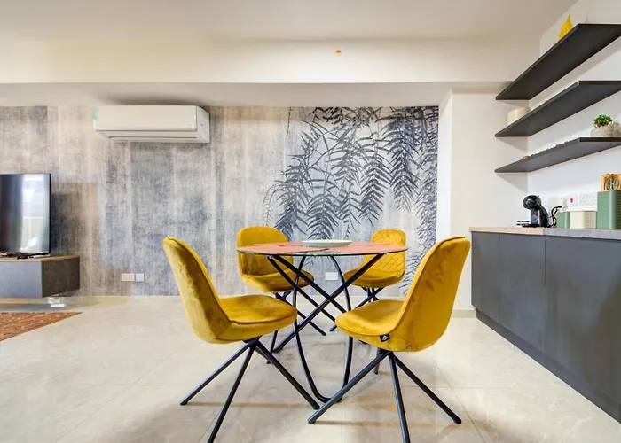 Seaside St'julians With Private Balconies By 360 Estates *