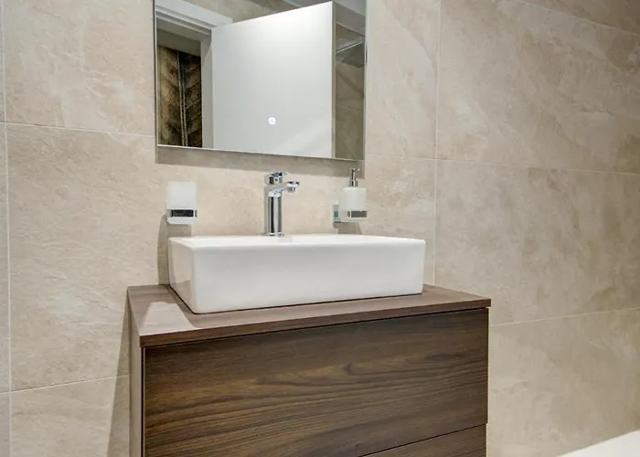 Seaside St'julians With Private Balconies By 360 Estates דירה