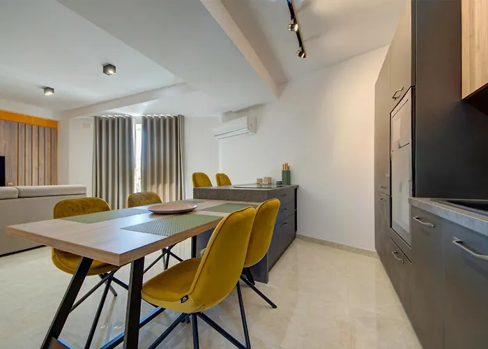 Seaside St'julians With Private Balconies By 360 Estates דירה *