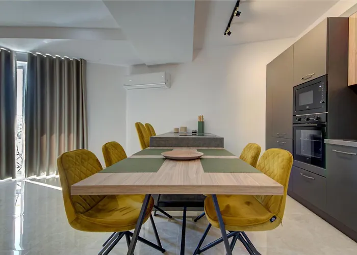 Seaside St'julians With Private Balconies By 360 Estates דירה