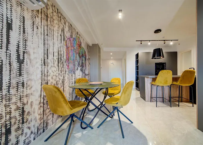 Seaside St'julians With Private Balconies By 360 Estates דירה *