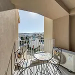 Apartamento Seaside St'julians With Private Balconies By 360 Estates